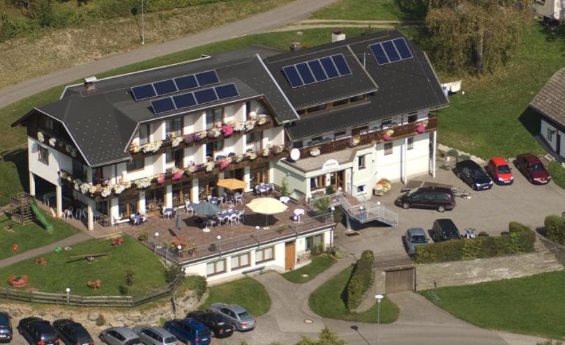 Gasthof Nindler Hotel Steindorf am Ossiacher See Buitenkant foto