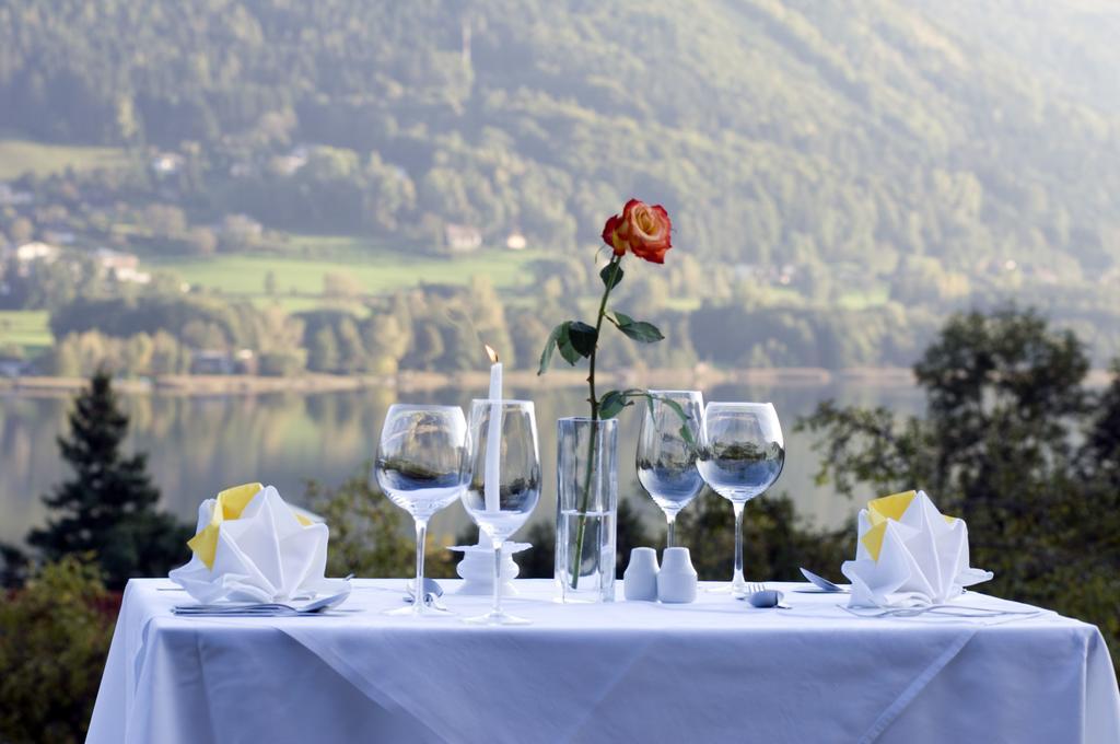 Gasthof Nindler Hotel Steindorf am Ossiacher See Buitenkant foto